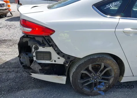 2018 Ford Fusion Se из США, поврежденный, VIN 3FA6P0H98JR254085